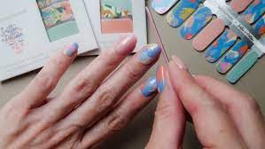 Nail Flawlessness within a few minutes: Encounter Gel Nail Wraps Like Never Before